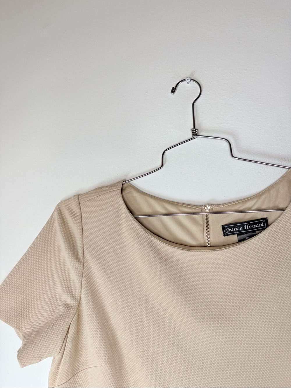 Jessica Howard Colorblock Sheath Dress - Picture 5 of 9